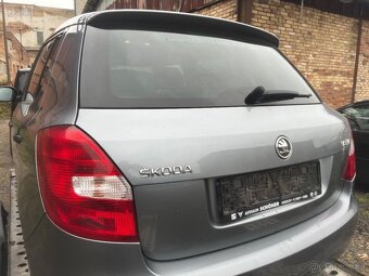 Škoda Fabia 2 2013 1.2 51 KW CGPA LF8L 2G2G blatník, dveře - 7