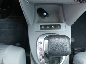 Volkswagen Touran - 7