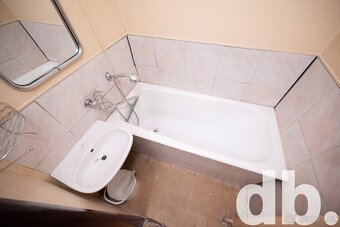 Prodej bytu 2+1 45 m2, Karlovy Vary - Rybáře, ev.č. 01663 - 7