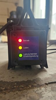 Nabíječka baterií na invalidní vozík - 7