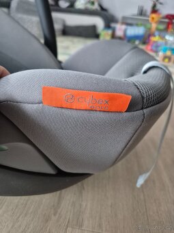 Cybex Cloud G i-size PLUS Láva Grey - 7