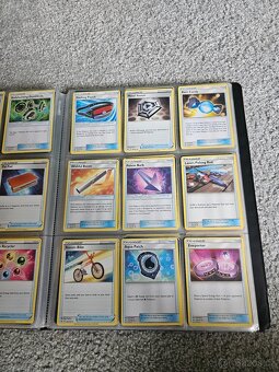 Album plne pokemon karet - 7