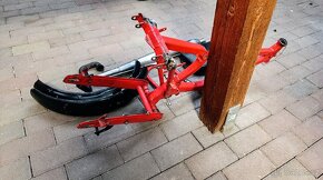 Jawa 50 rám sedlo výfuk blatníky - 7