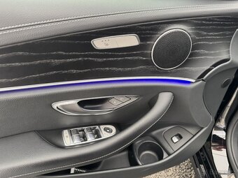 Mercedes-Benz Třídy E, 300de 9-G DPH PLUG-IN 4X4 - 7