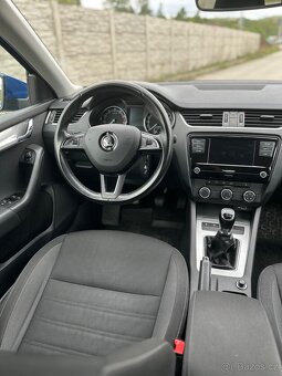 Octavia 3 COMBI 1.4 81kw CNG full led - 7