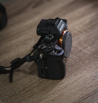 Sony A7 II (full-frame bezzrcadlovka) - 7