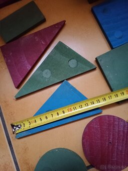 Prodám geometrické pomůcky dřevěné za 70 Kč - 7