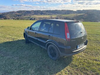Ford Fusion Black Magic Edition -výbava, servis - 7