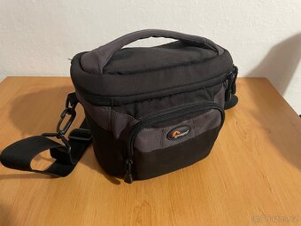 Nikon D7100 + výbava - 7