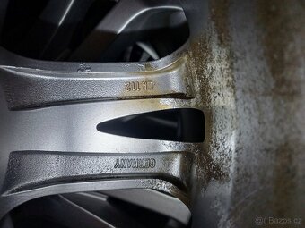 Alu kola Mercedes 17 ET:35, pneu 235/55/R17 - 7