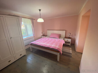 🏠 Venkovský dům s velkým pozemkem 2002 m² – Zákřov u Tršic - 7