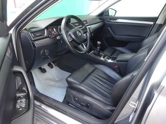 SUPERB COMBI III Style 2,0 TDI CR 110kW + 6st.man. - 1.Maj. - 7