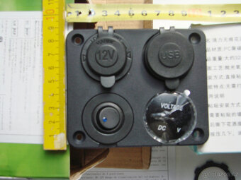 Panel USB zásuvka,vypínač,voltmetr pro karavan,obytné auto - 7