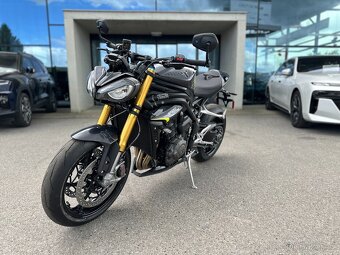 Nový Triumph Speed Triple 1200 RS - 7
