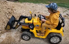 Nový elektrický traktor - velká kola - 7