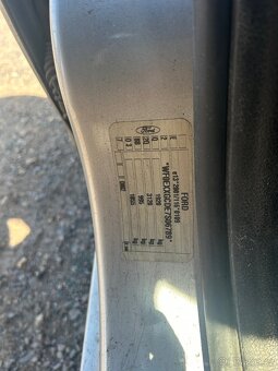 Ford Focus C-MAX 1,6 66KW HHDA prodám díly z vozu - 7