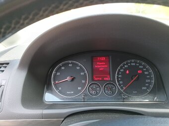 Volkswagen Touran - 7