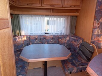 Prodám karavan hobby 495 UL . EL POJEZD, ODDĚLENÉ POSTELE - 7
