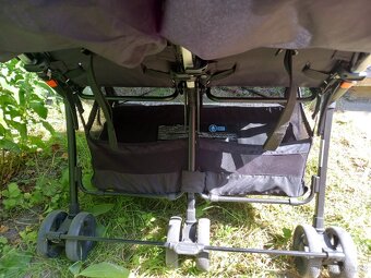 Chicco Ohlala Twin - lehky kocar pro dvojcata - 7