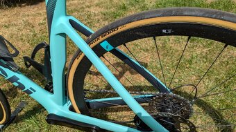 Bianchi Oltre Race 105 Celeste 55 - 7