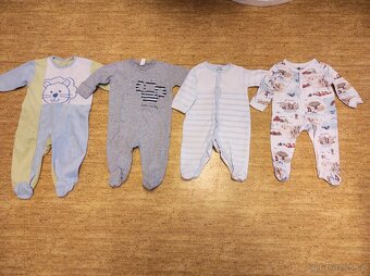 Neutrální výbavička na mimi.Velikost 0-9měs. - 7