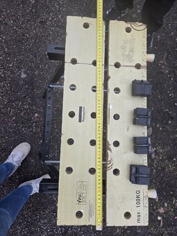 Pracovní stůl - 7