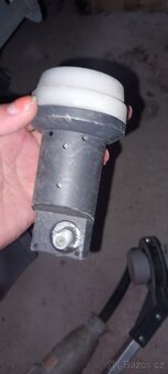 Starý elektro jistič a další elektro - 7