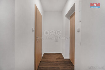Pronájem bytu 2+kk, 33 m², Liberec, ul. Hanychovská - 7