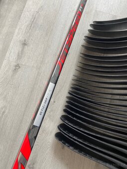Hokejka CCM Jetspeed FT4 P29 85flex levá ZÁRUKA - 7