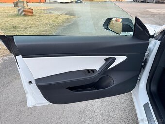 Tesla Model 3 Standard Range Plus LFP r. 2020 SOH 92% DPH CZ - 7