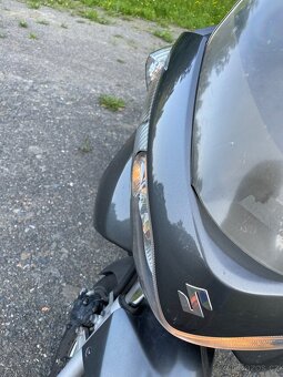 Suzuki Burgman 125 - 7