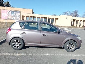 Kia Ceed 1,4 benzín STK do 2-26 - 7