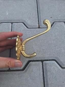 Mosazné háčky - několik druhů a velikostí - 7