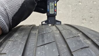 Letní pneu 275/35/19 Good Year - 7