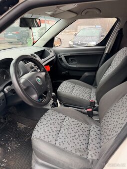 Škoda Roomster Praktik 1.2 HTP - 7