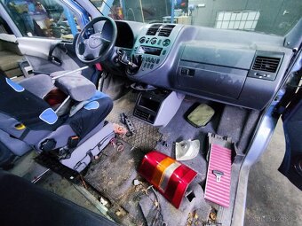 Mercedes Benz w638 / 112 cdi / westfalia - 7