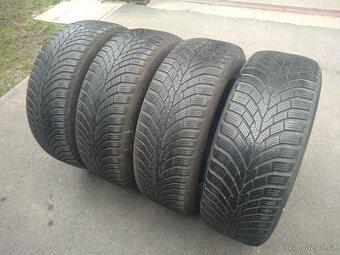 Prodám zimní gumy Continental 205/55 R16 DOT 3823 - 7
