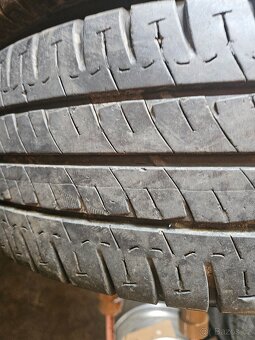 215/65R16C 109/107T Agilis MICHELIN - 7