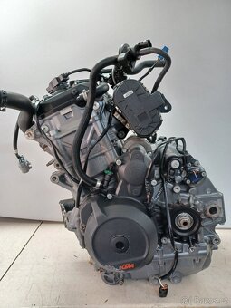 KTM 890 / 790 DUKE R - NÁHRADNÍ DÍLY, MOTOR - 7