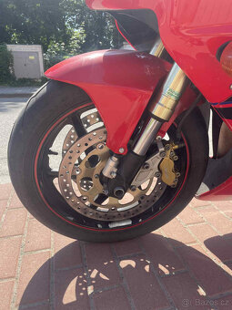 Honda vtr 1000 sp1 - 7