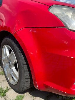 Prodám červený Ford C-MAX kombi, 1.6, nebouraný - 7