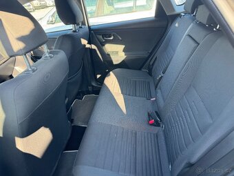 Toyota Auris 1.8Vvti Hybrid - 7