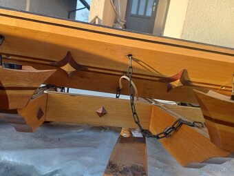 Dřevěný lustr - 7