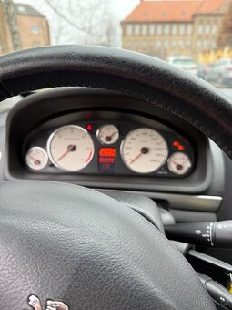 Peugeot 407 1,6 HDi - 7