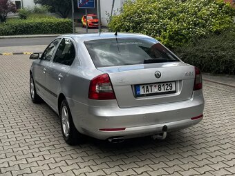 Škoda Octavia II 1.6 16V Facelift Kůže ALU kola Tažné - 7