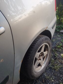 Volkswagen Sharan 19 TDI 96kw - 7