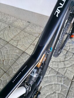 Horské kolo Orbea Rallon M Team Carbon 29″ - 7