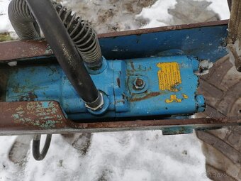 Hydraulické bourací kladivo Krupp HM135, pro stroje-nosiče 2 - 7