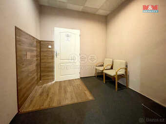 Pronájem obchod a služby, 54 m², Sokolov, ul. Staré náměstí - 7