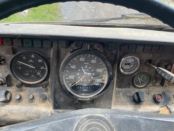 Prodám TATRA 815 6x6 10ti válec, pojízdná - 7
